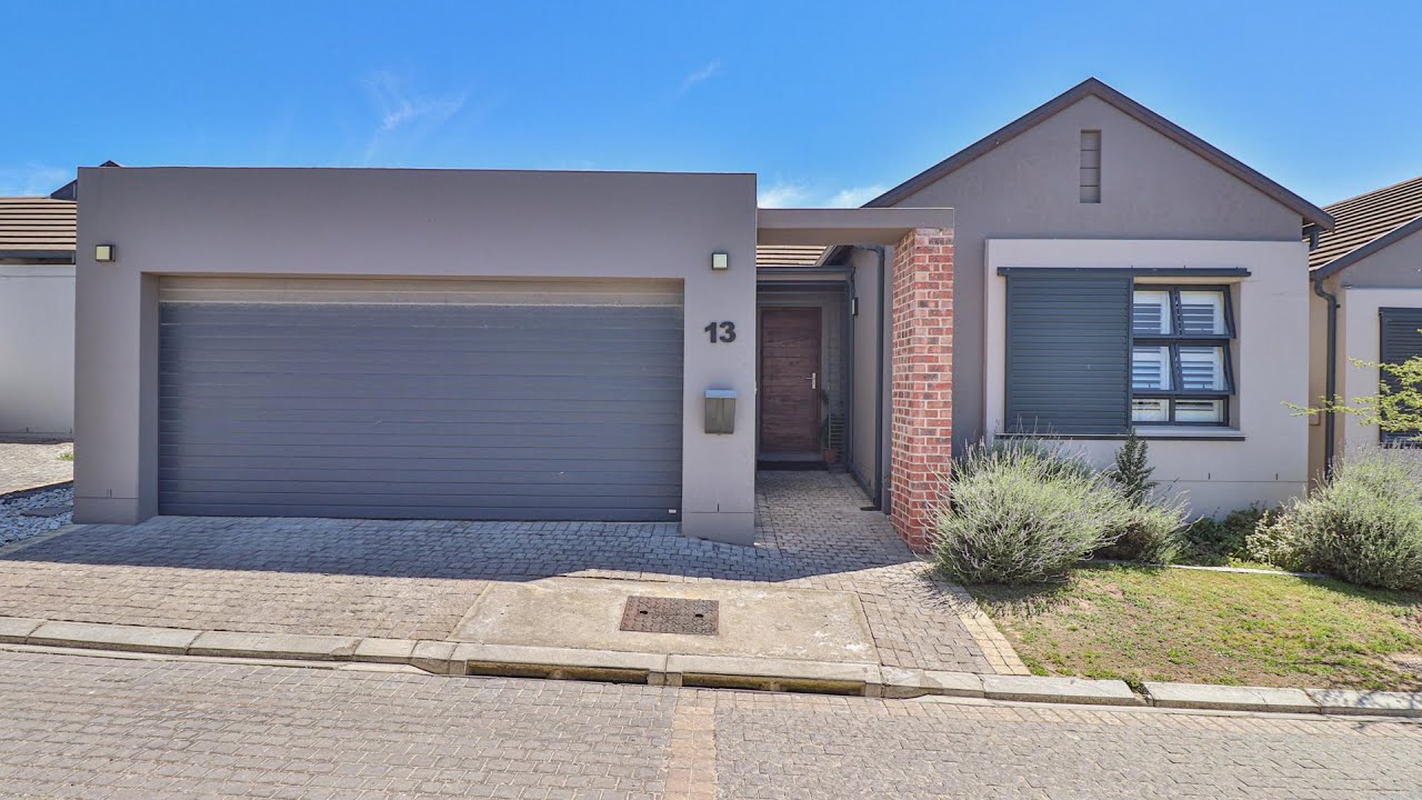 Modern 3 bedr Secure, Haasendal, Kuils River YouTube