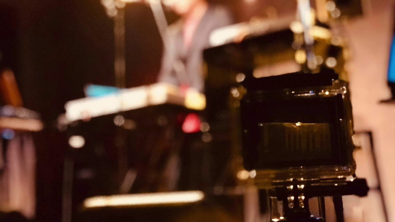 金曜日のライオン (Take it to the Lucky) YouTube