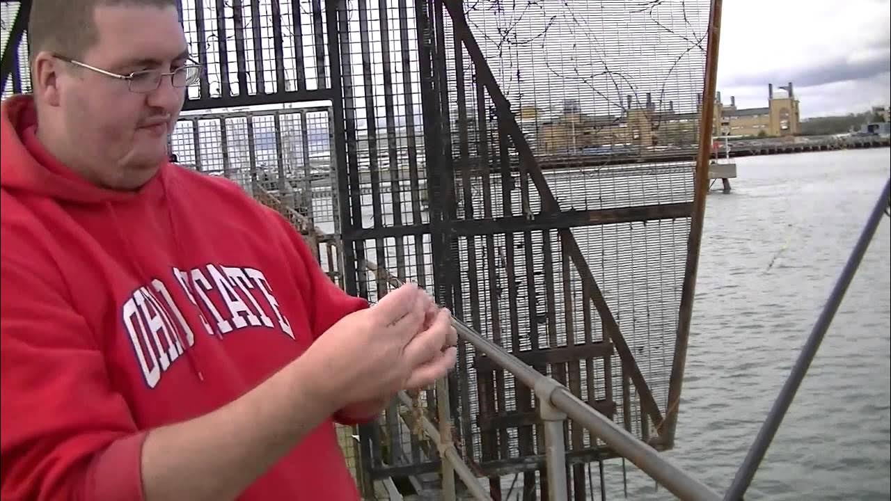 How to put a ragworm on a hook YouTube