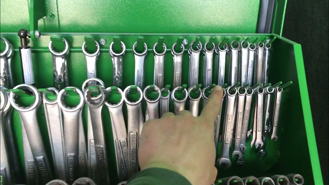 Who Makes John Deere Tool Boxes