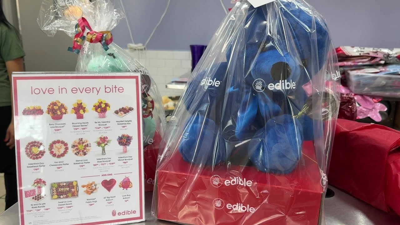 Edible Arrangement in Greenville Offers Valentine’s Day Specials YouTube