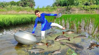 हाथ से मछली पकड़ना Amazing Hand Fishing Comedy Video   Hindi  Comedy Video