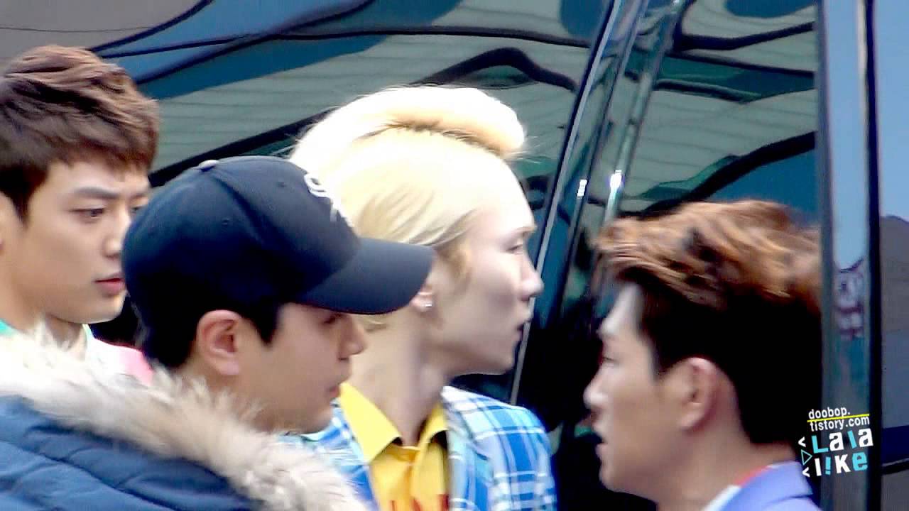 [FANCAM] 130329- Casual&Cool Onew + Suave&Handsome Onew OTW to |\/|.|3@nk