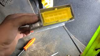 2009 Volkswagon Rabbit Air Bag Light On, Code 00003 pt. 1