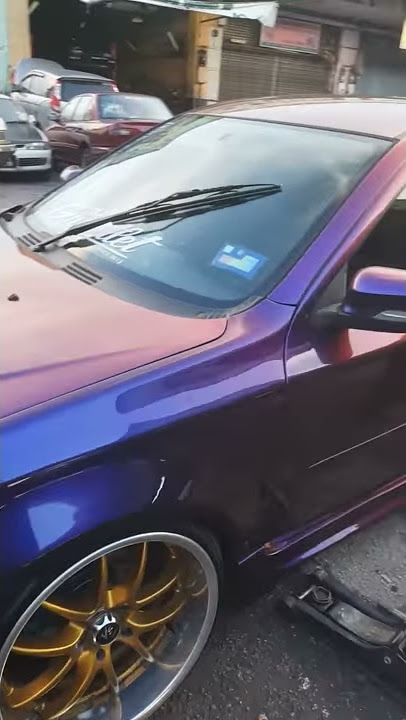 Persona stance multi colour