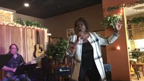 Sandra Tyler performs "Fallin'" by Alicia Keys