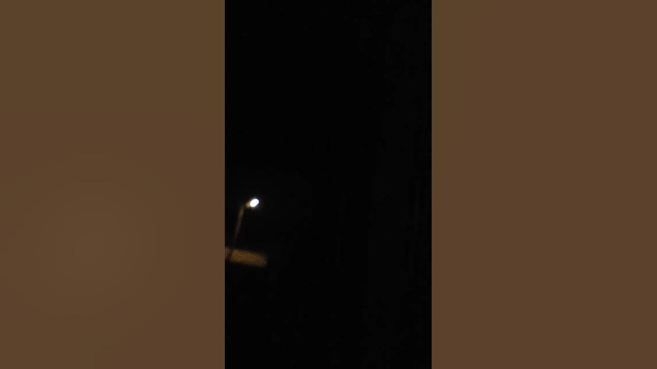flashing light in sky no stars YouTube