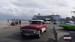 The Malecon and classic Cars in Havana