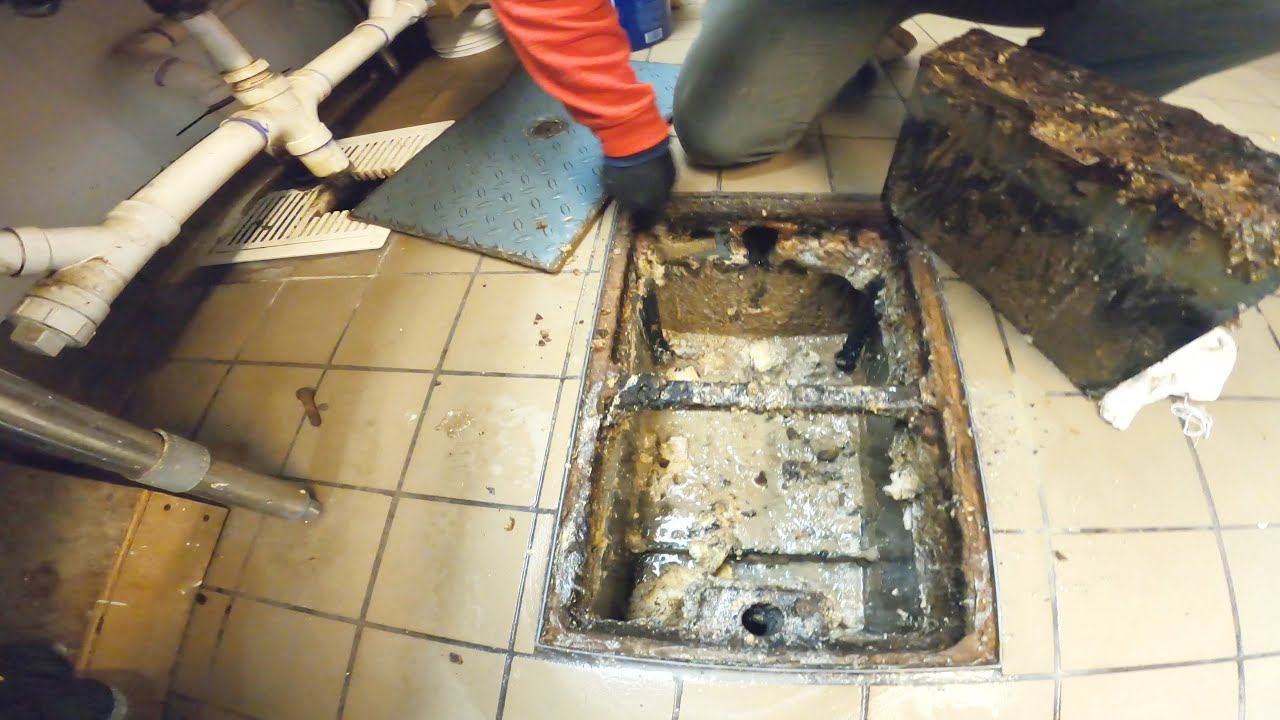 Cleaning Grease Trap - Drain Pros Ep. 30 - YouTube