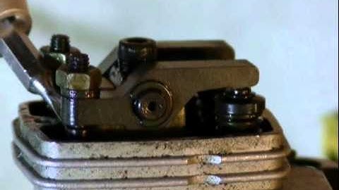 Ajusting Valves On A Four Stroke Engine