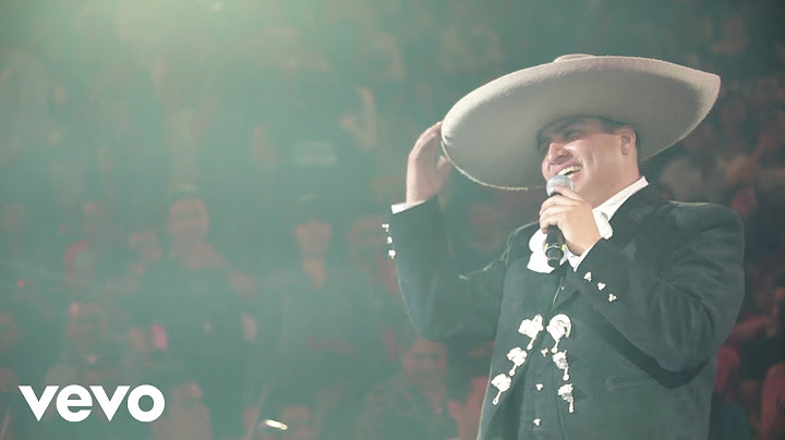 Julión Álvarez Y Su Norteño Banda - El Rey (En Vivo)