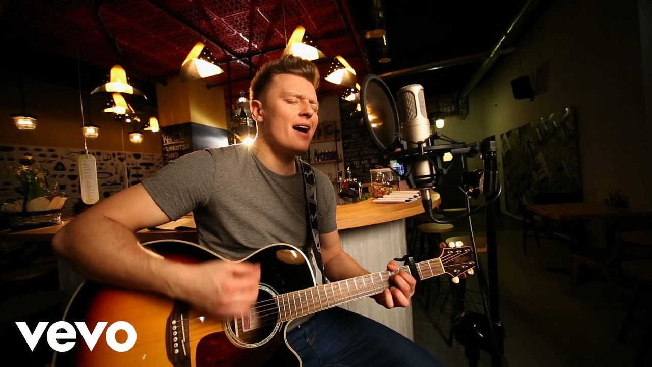 Rafał Brzozowski - Kto (wersja akustyczna)