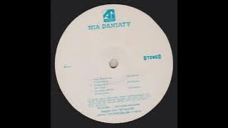 Nia Daniaty - Pop Bossas