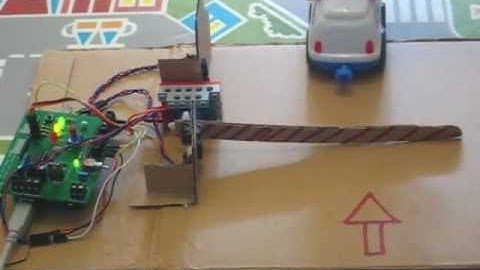 Arduino. Control de parking con barrera. Edubásica