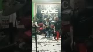 Menanti Koes Plus Vijay Deep