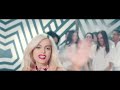 Bebe Rexha - "No Broken Hearts" ft. Nicki Minaj (Official Music Video)