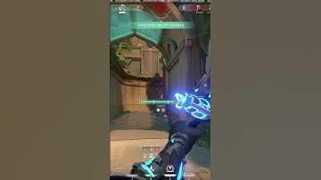 INSANE 1V3 clutch in Valorant! (●