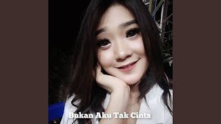 Bukan Aku Tak Cinta (Live)