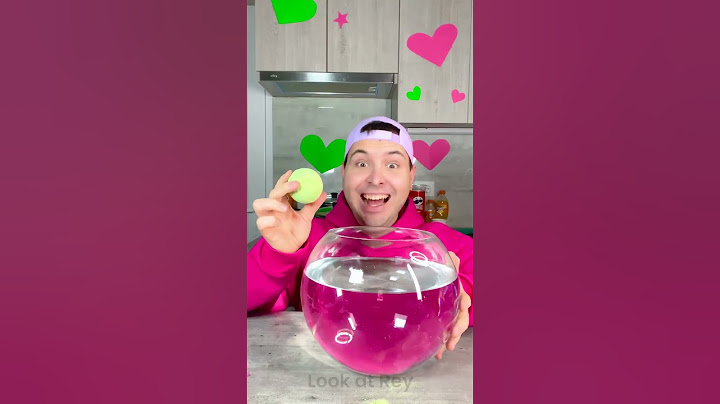 Bubbling with Suspense 👁️ The Great Eye Hunt in the Tub! #bathbomb #challenge