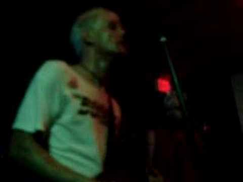 Punk music video thumbnail preview for The Briefs - Lint Fabrik