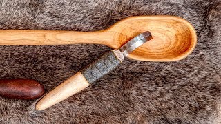 Bushcraft: Carving a Wooden Spoon and a Hooked Knife Handle at the Log Cabin