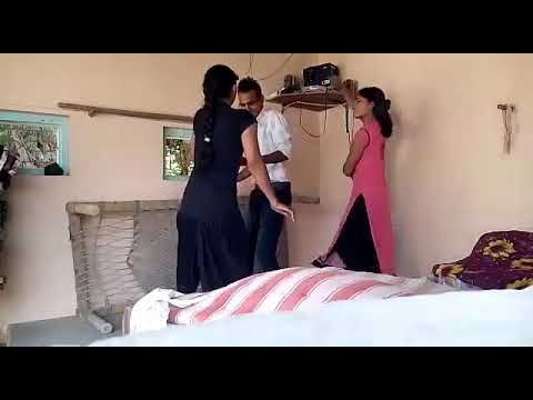 Kon Se Chand Pe Ja Beti Janu