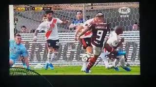 River 1 Flamengo 2 penal No cobrado, mano de De La Cruz. Final copa libertadores 2019