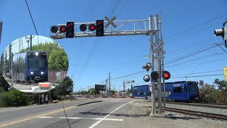 SACRT Siemens S700 Test Train Horn, SACRT Light Rails - Jackson Rd. Railroad Crossing Sacramento CA