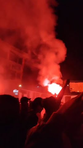 Ultras Garuda Nobar full chants flare