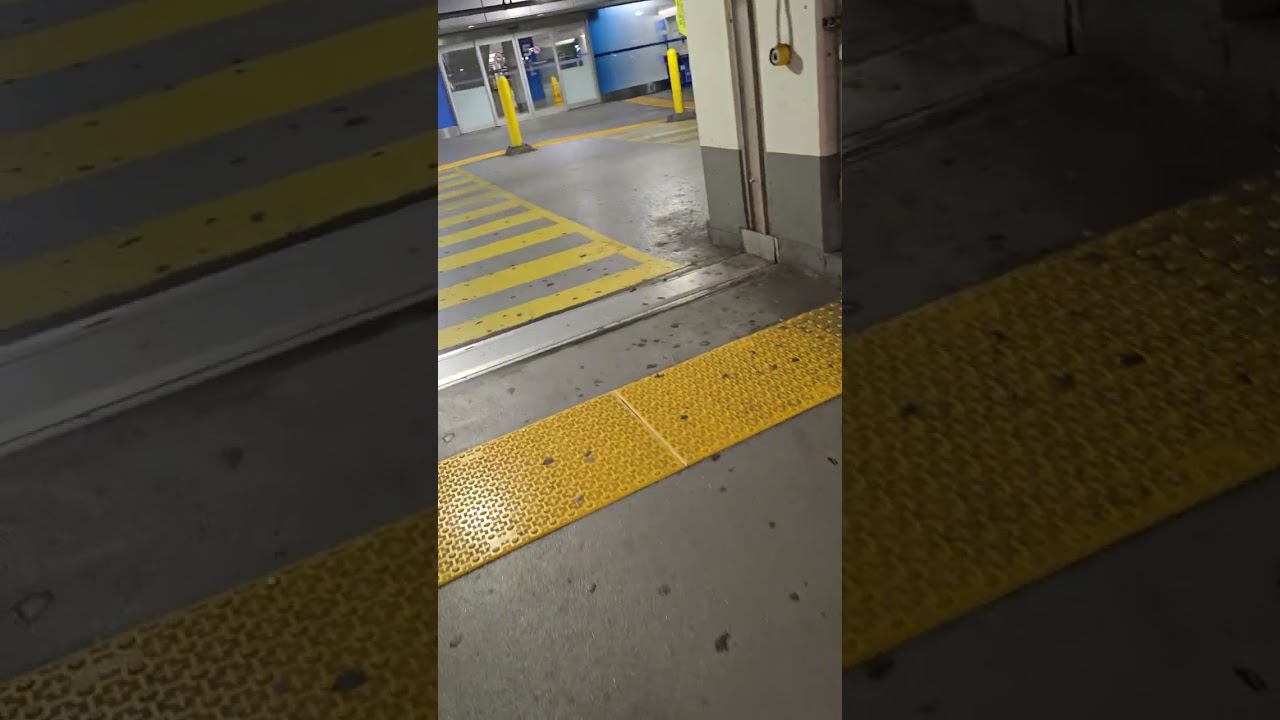 Toronto Airport is so BIG you need to use the train - Part 2