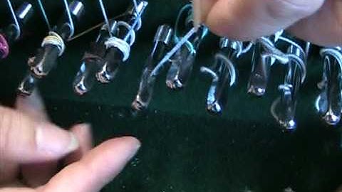 How to Change a String on a Guzheng 给古筝换弦