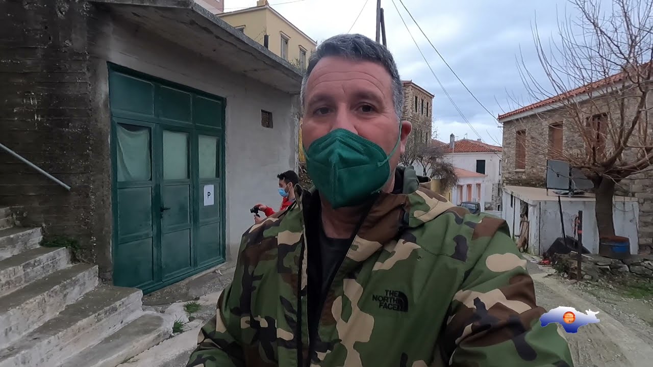 Περπατώντας Στα στενά του χωριού Μαραθόκαμπος Σάμου (#387)