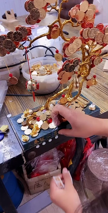 Golden money tree #foryou #viral #trending #tree #golden