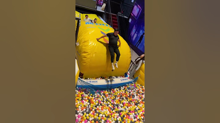 This Trampoline Is 🥱😲😲So Fun! Why Didn't We Just Start Jumping Around Like This When We Were Kids
