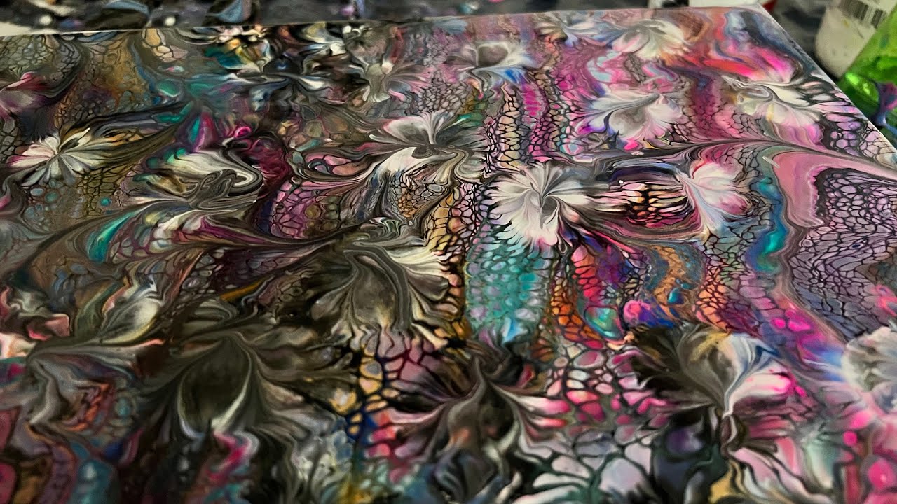 Beautiful fluid abstract art swipe and balloon smash - YouTube