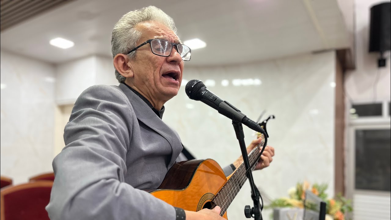 A IGREJA CHOROU COM ESSE LOUVOR