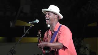 Video thumbnail of "Eric Bibb - With My Maker I Am One / Come Back Baby"