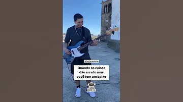 Whindersson Nunes tocando Aviões do Forró no Baixo #shorts