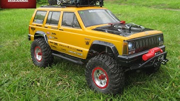 Axial SCX10 Jeep Cherokee - Back Yard Run and Winch Test