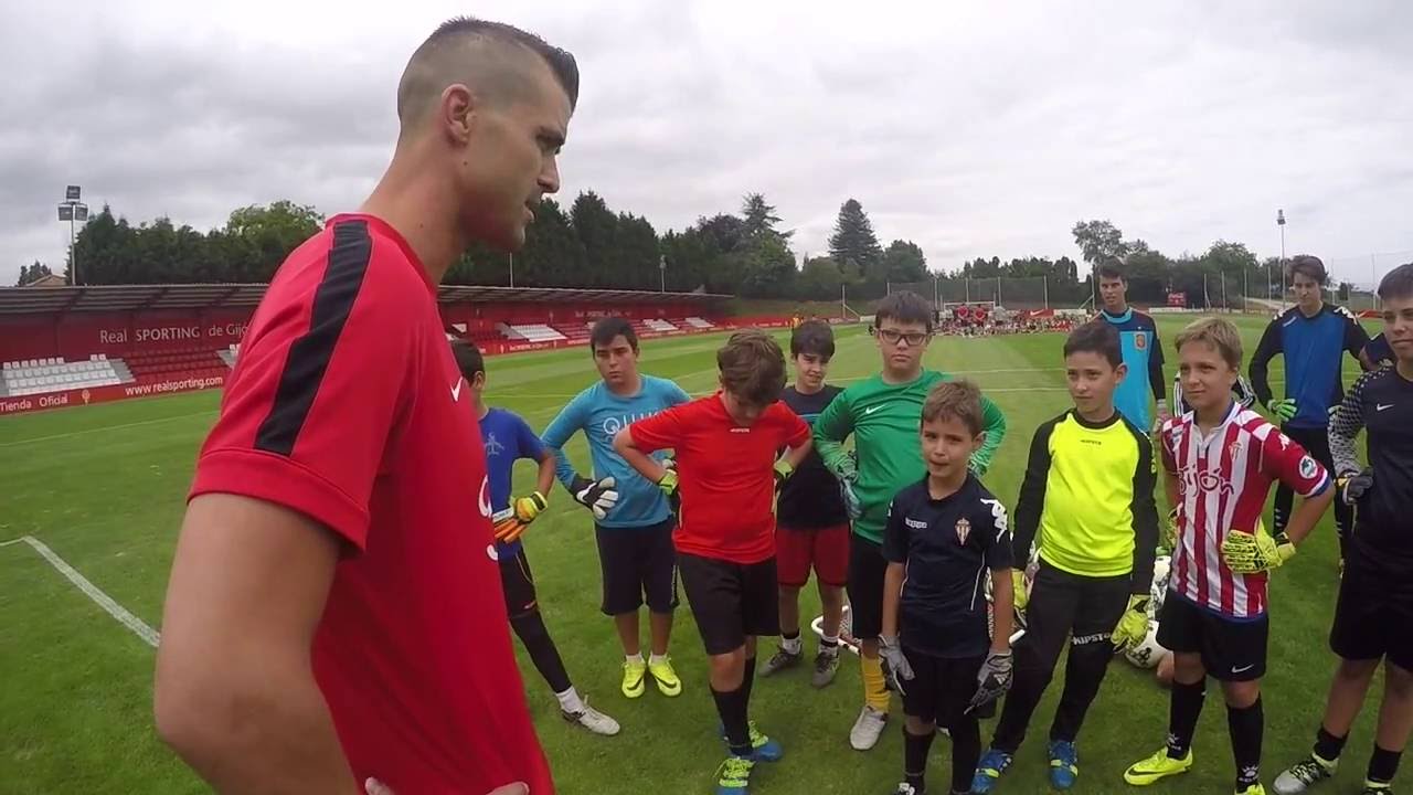 Campus Mareo 2016: Iván Cuéllar dirige una sesión de entrenamiento específico para porteros