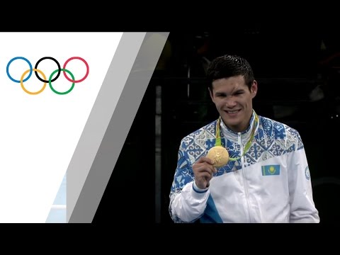 World number one Yelussinov wins gold in men's welter boxing