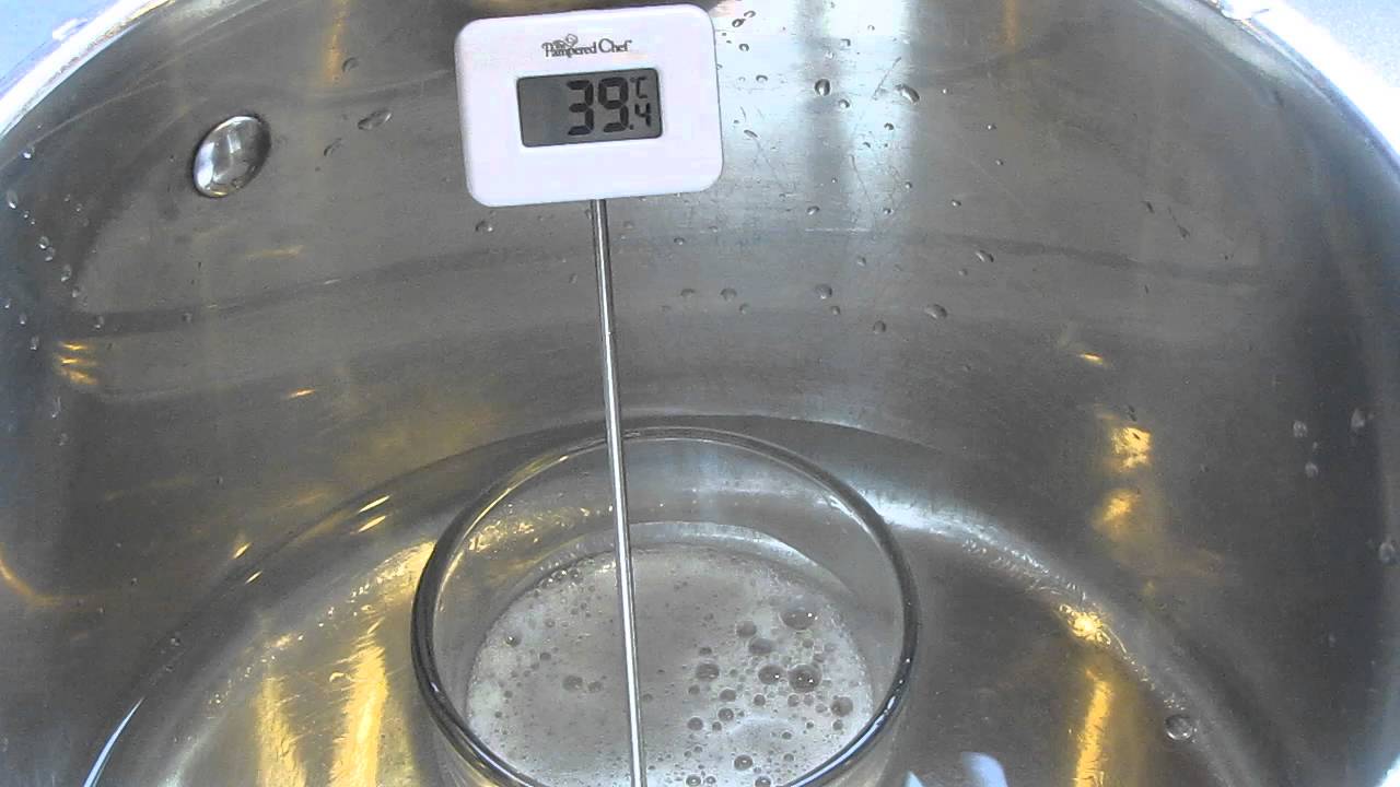 Heat generation by adding hypochlorite to hydrogen peroxide.MOV YouTube