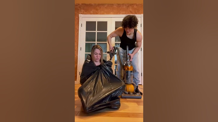 VACUUM TRASH BAG CHALLENGE 🤣 #shorts