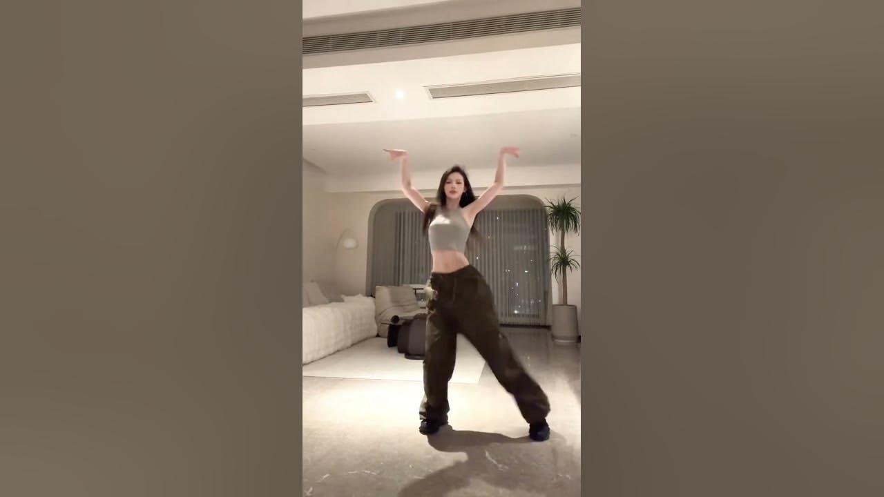 Just Keep Watching | Tate McRae #dance cover