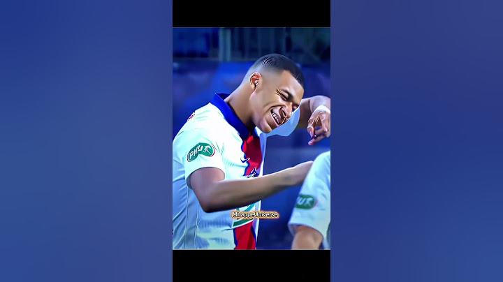 Mbappé doesn’t dribble. He disrespects. 🕺🔥
