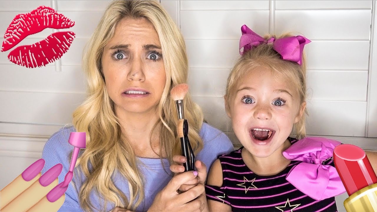 4 Year Old Daughter Does Mommy S Makeup