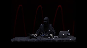 Composer 4 live performance