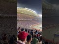 onda gigante no estádio