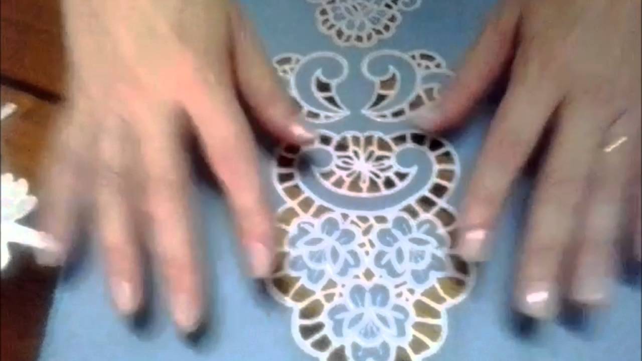 MOLDURA OU FRAME COM APLIQUE EM TOALHA