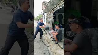 Aduh Kirain Ada Air Nya Tuh Ember comedy sketsakocak funny lucu dlessmana